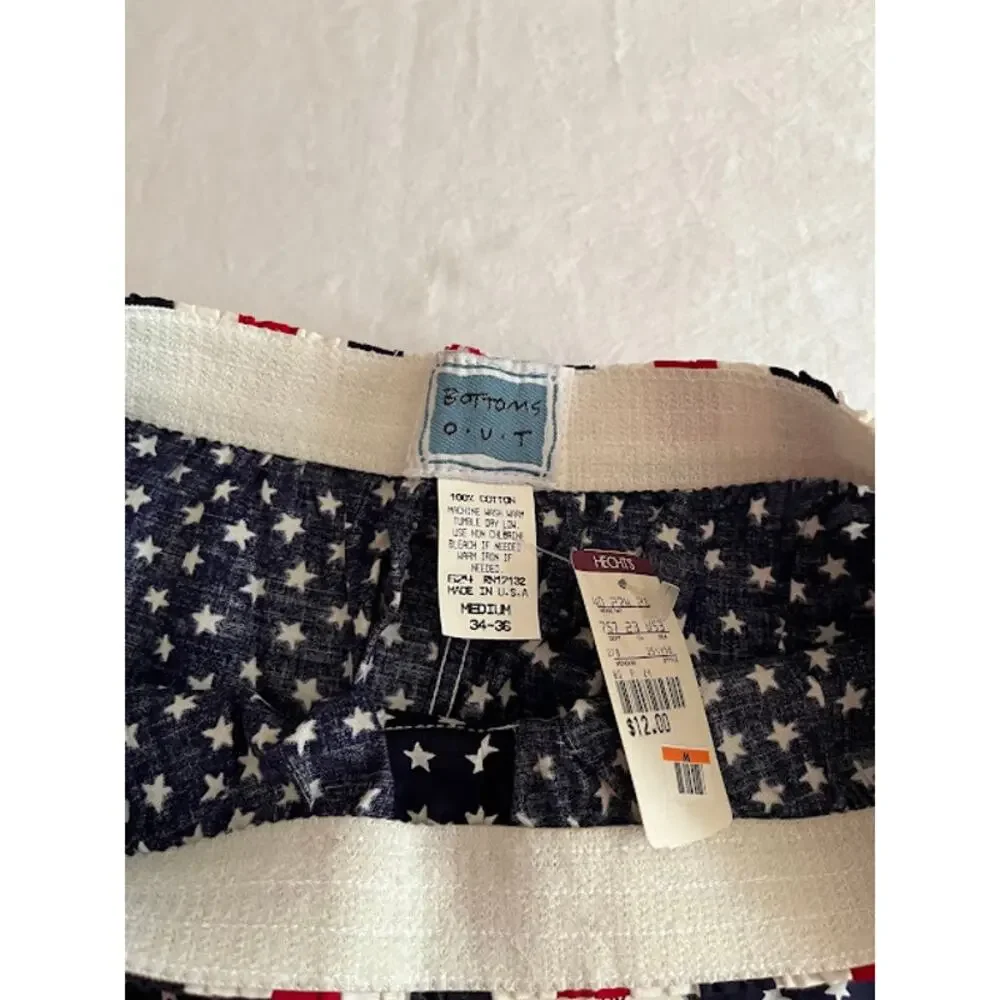New Bottoms Out Boxers Size Medium 34-36 Red White Blue Stars